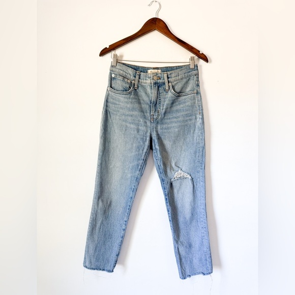 Madewell The Perfect Vintage Jean in Hernando Wash: Raw Hem Edition - Picture 7 of 13
